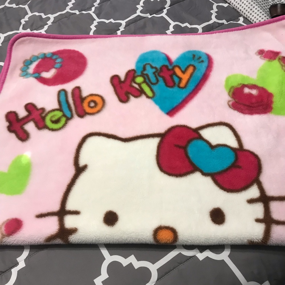 Hello Kitty Blanket